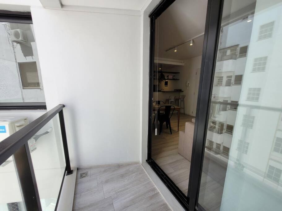 Dpto 2 Ambientes En Canitas Con Laundry Gym Piscina Y Sofa Cama Extra Appartamento