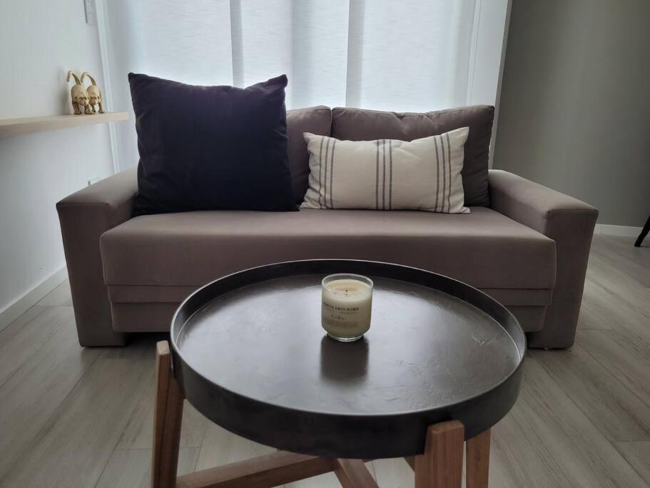 Dpto 2 Ambientes En Canitas Con Laundry Gym Piscina Y Sofa Cama Extra